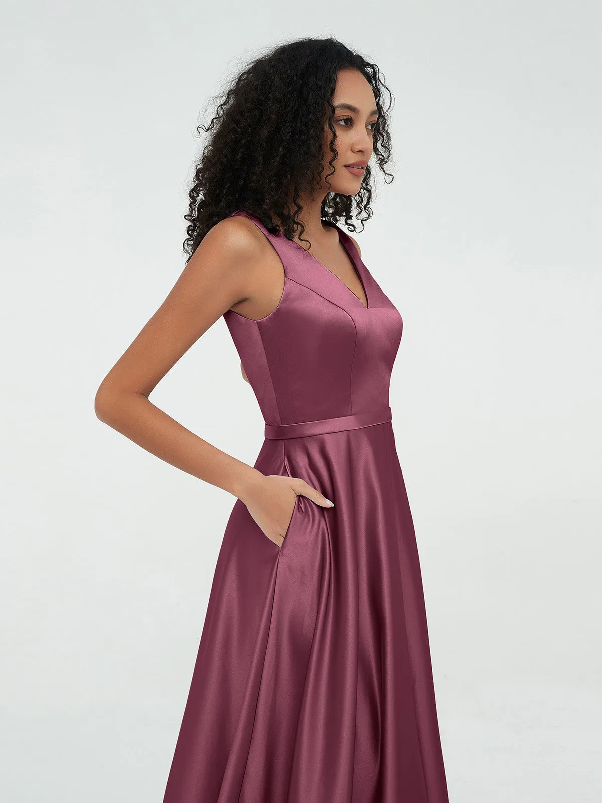 A-ligne Robes Maxi à Col en V en Satin avec Poches Mûre