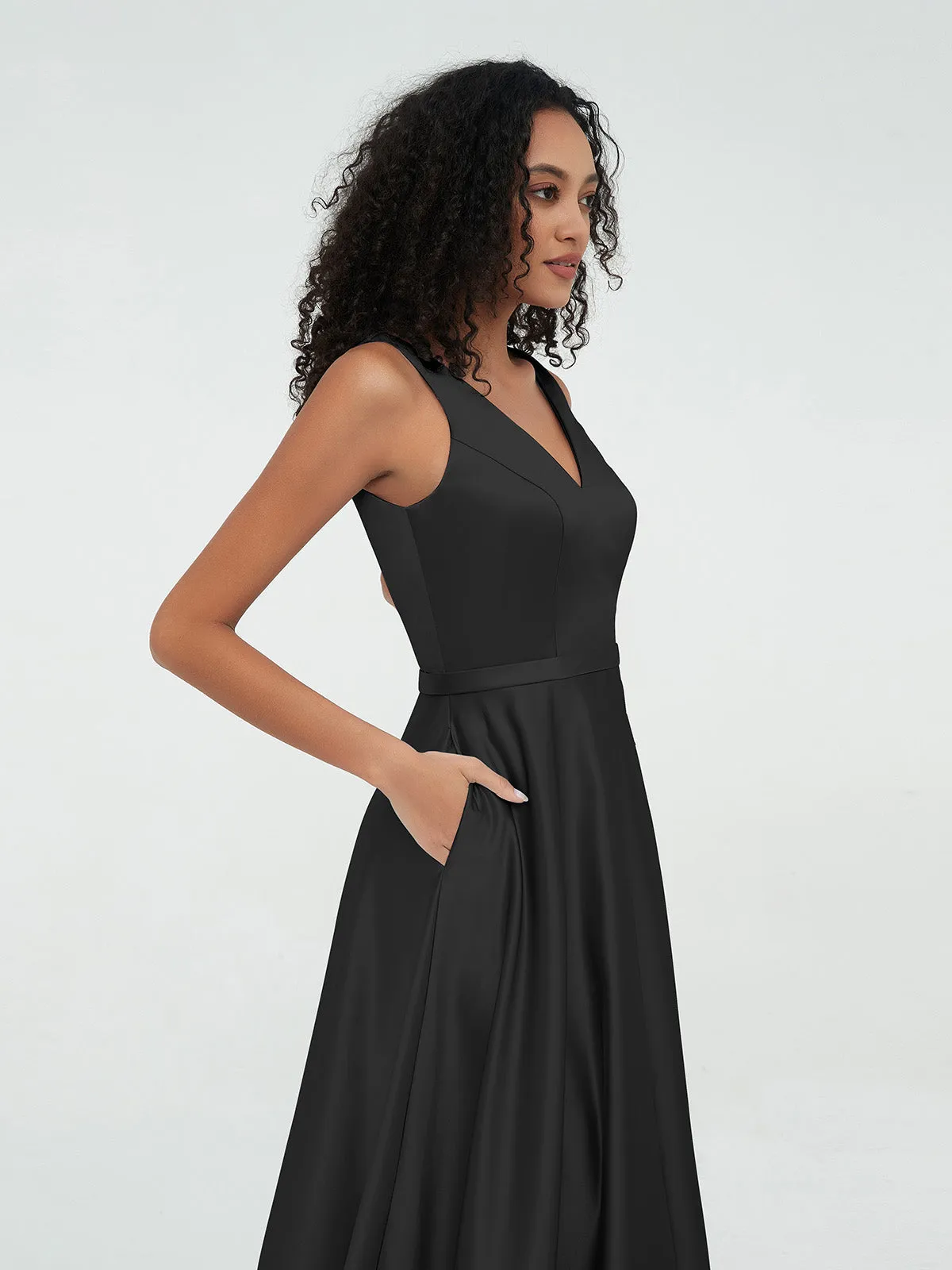 A-ligne Robes Maxi à Col en V en Satin avec Poches Noir