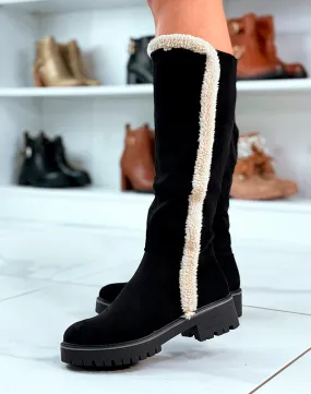 Bottes en suédine noires et à détails en fausse fourrure