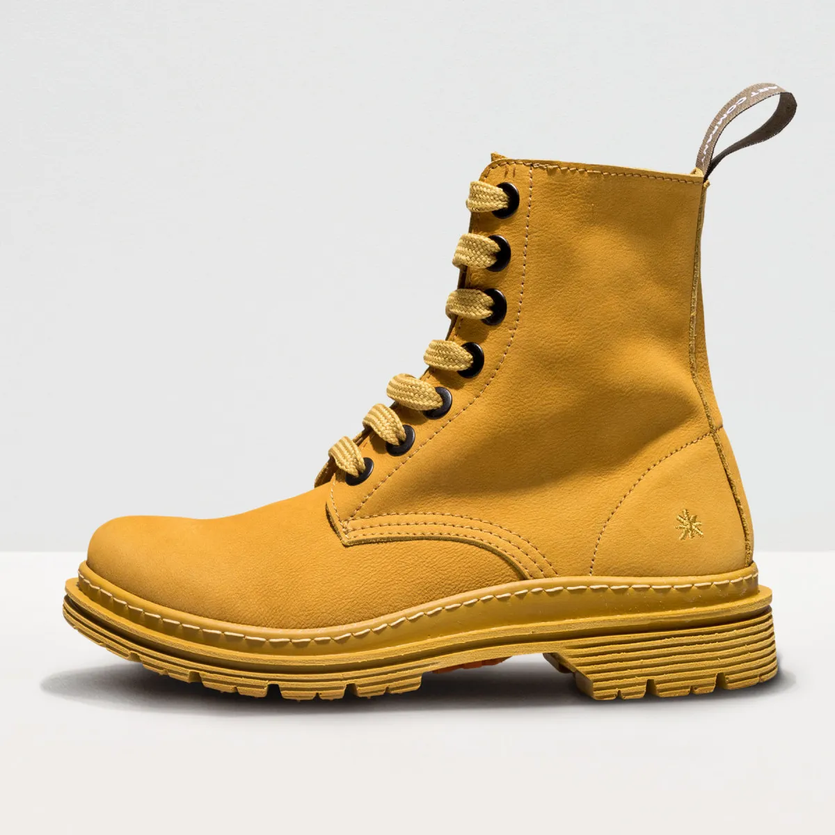 Bottines à lacets style rangers en nubuck - Jaune