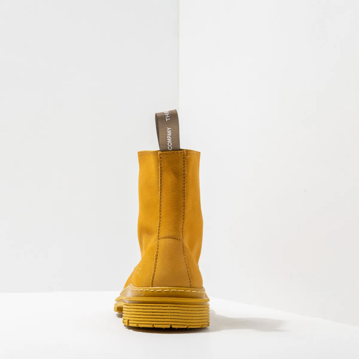 Bottines à lacets style rangers en nubuck - Jaune