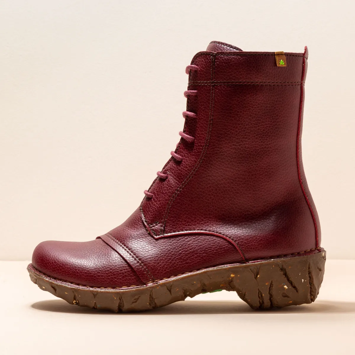 Bottines à lacets vegan style rangers - Rouge