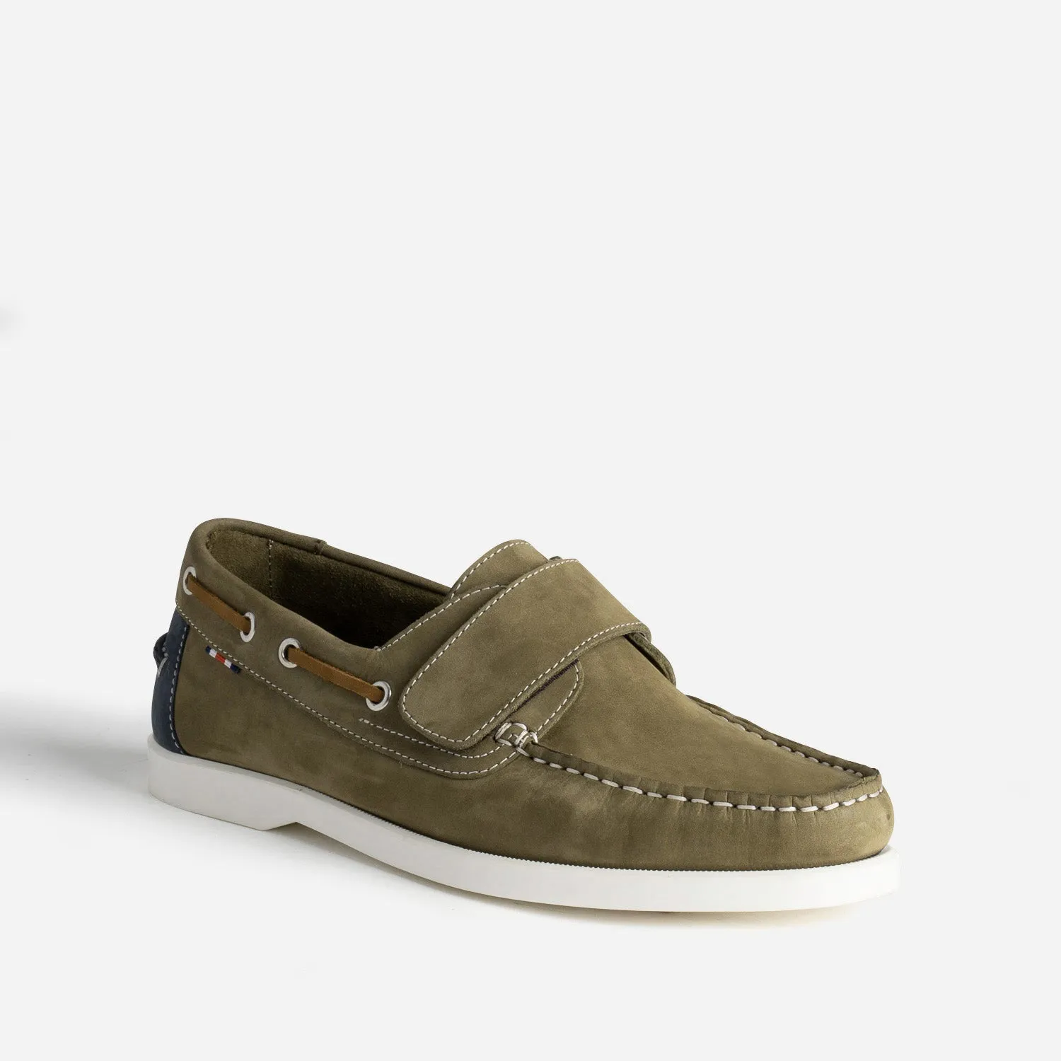 Chaussure-bateau kaki en cuir nubuck - Chaussures Bateau Homme | ERAM