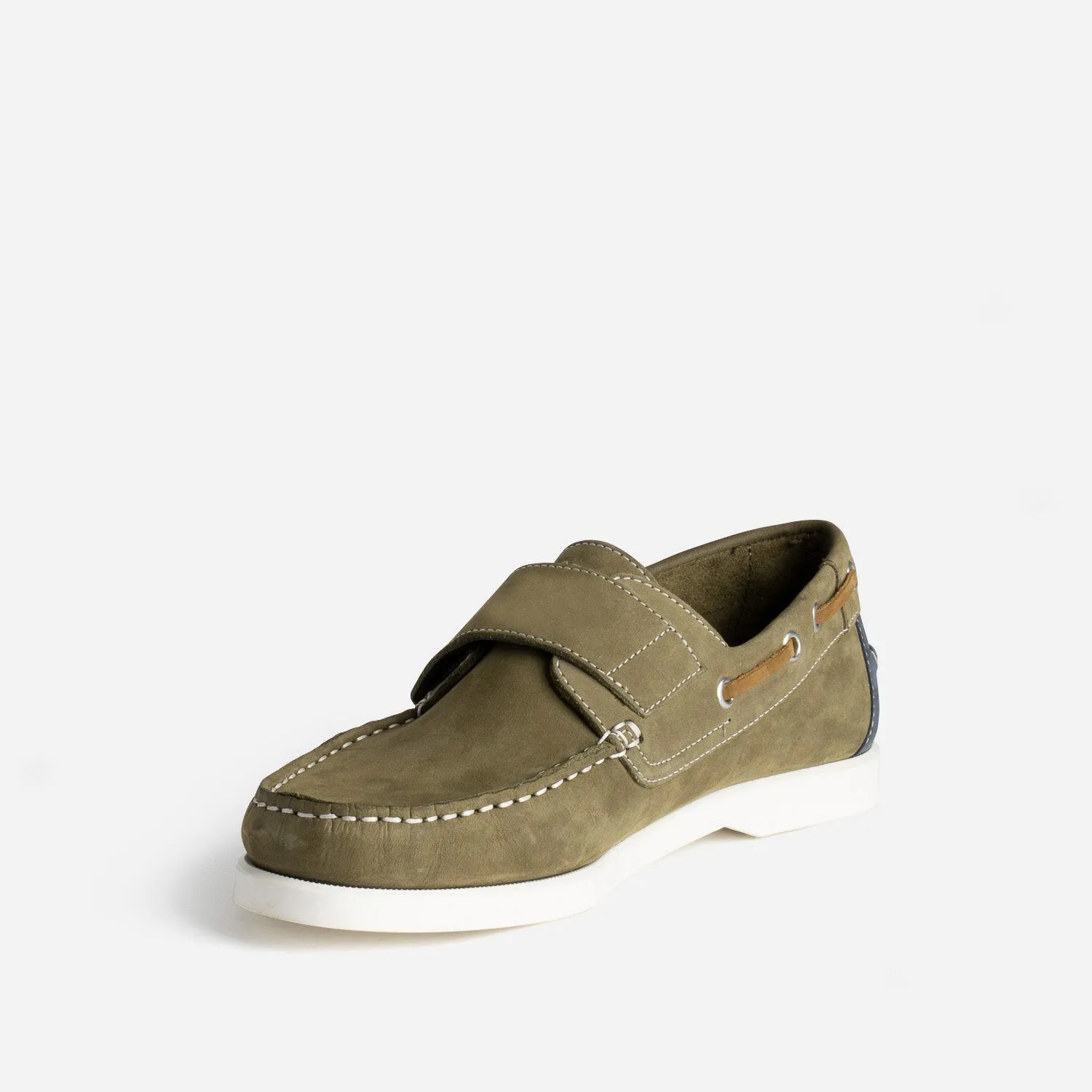 Chaussure-bateau kaki en cuir nubuck - Chaussures Bateau Homme | ERAM