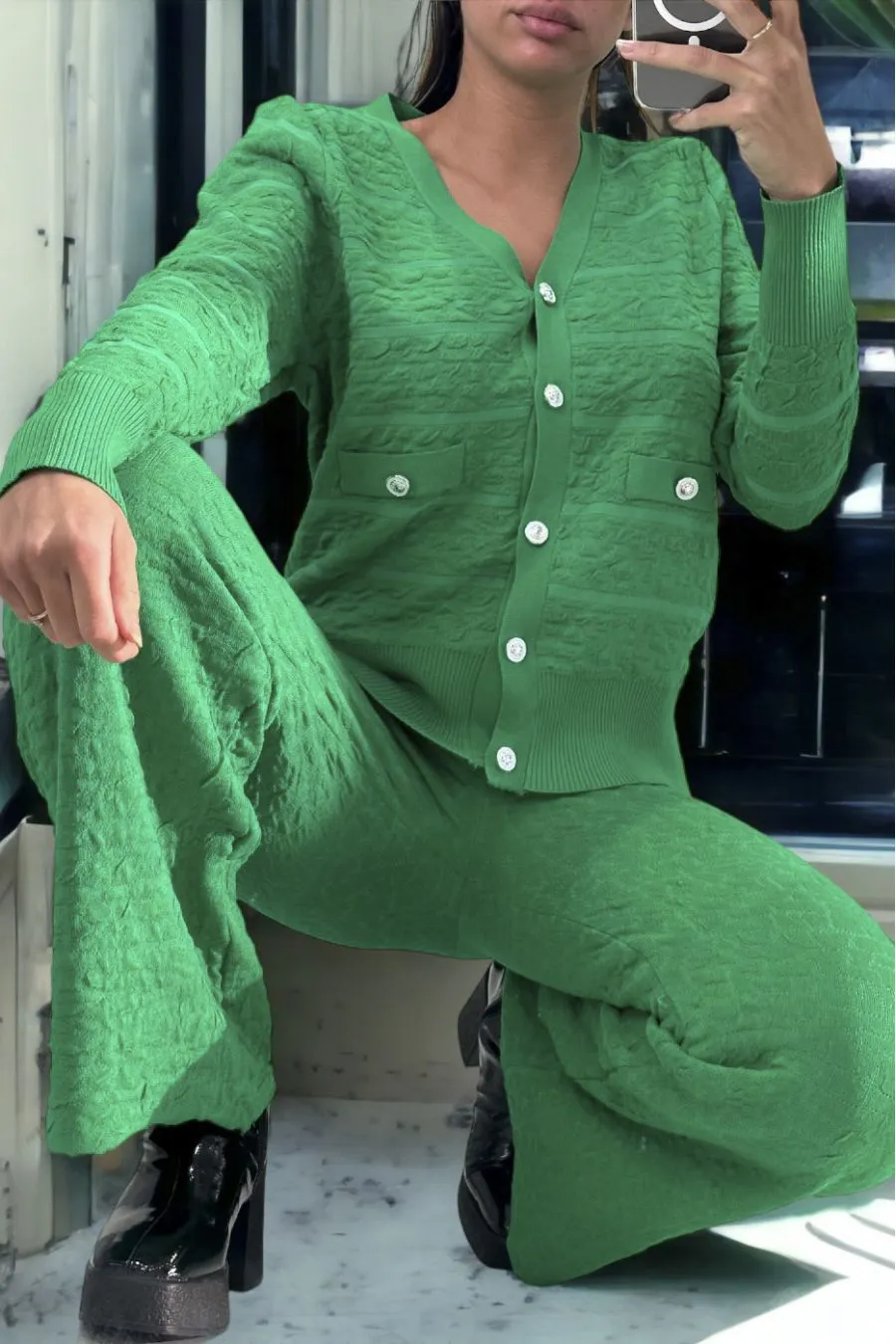 Ensemble vert gilet et pantalon palazzo en jaquard très extensible