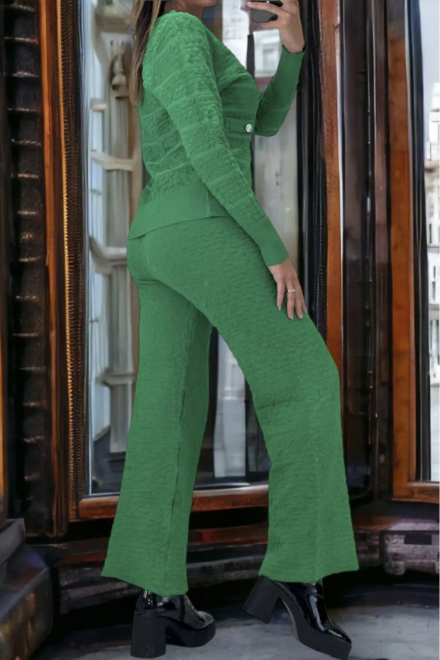 Ensemble vert gilet et pantalon palazzo en jaquard très extensible