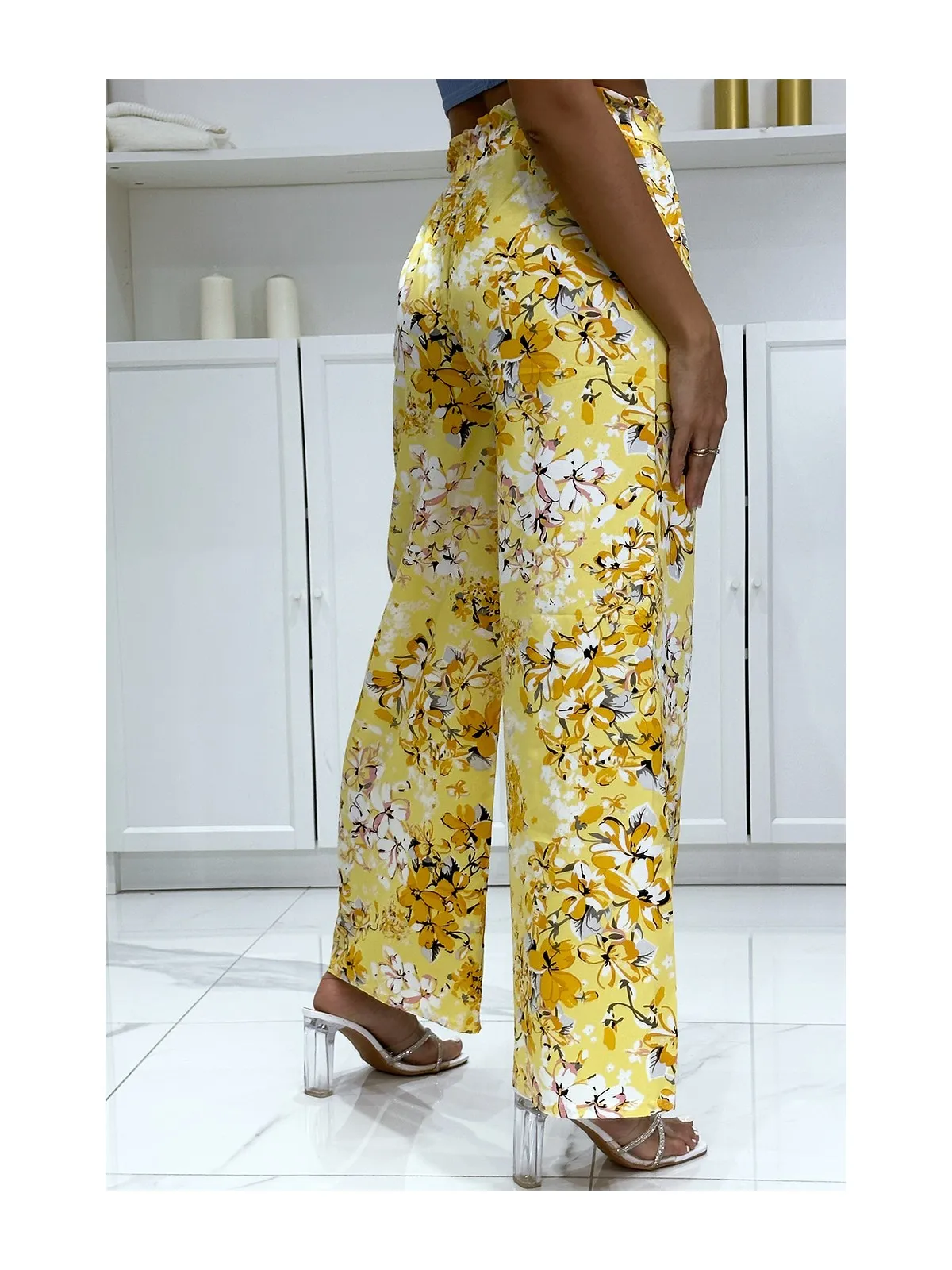 Pantalon palazzo fleuris jaune motif fleure