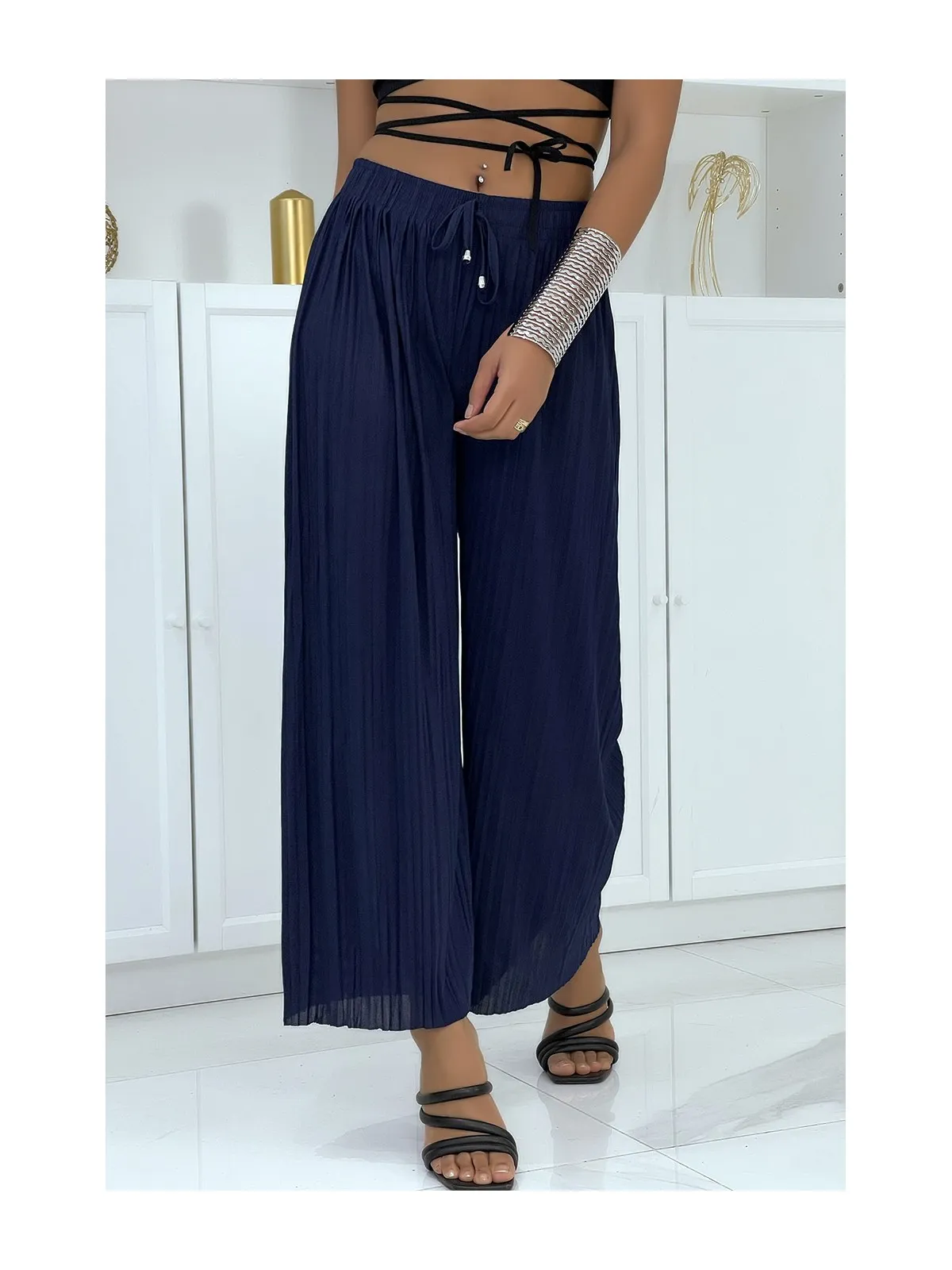 Pantalon palazzo plissé marine très tendance