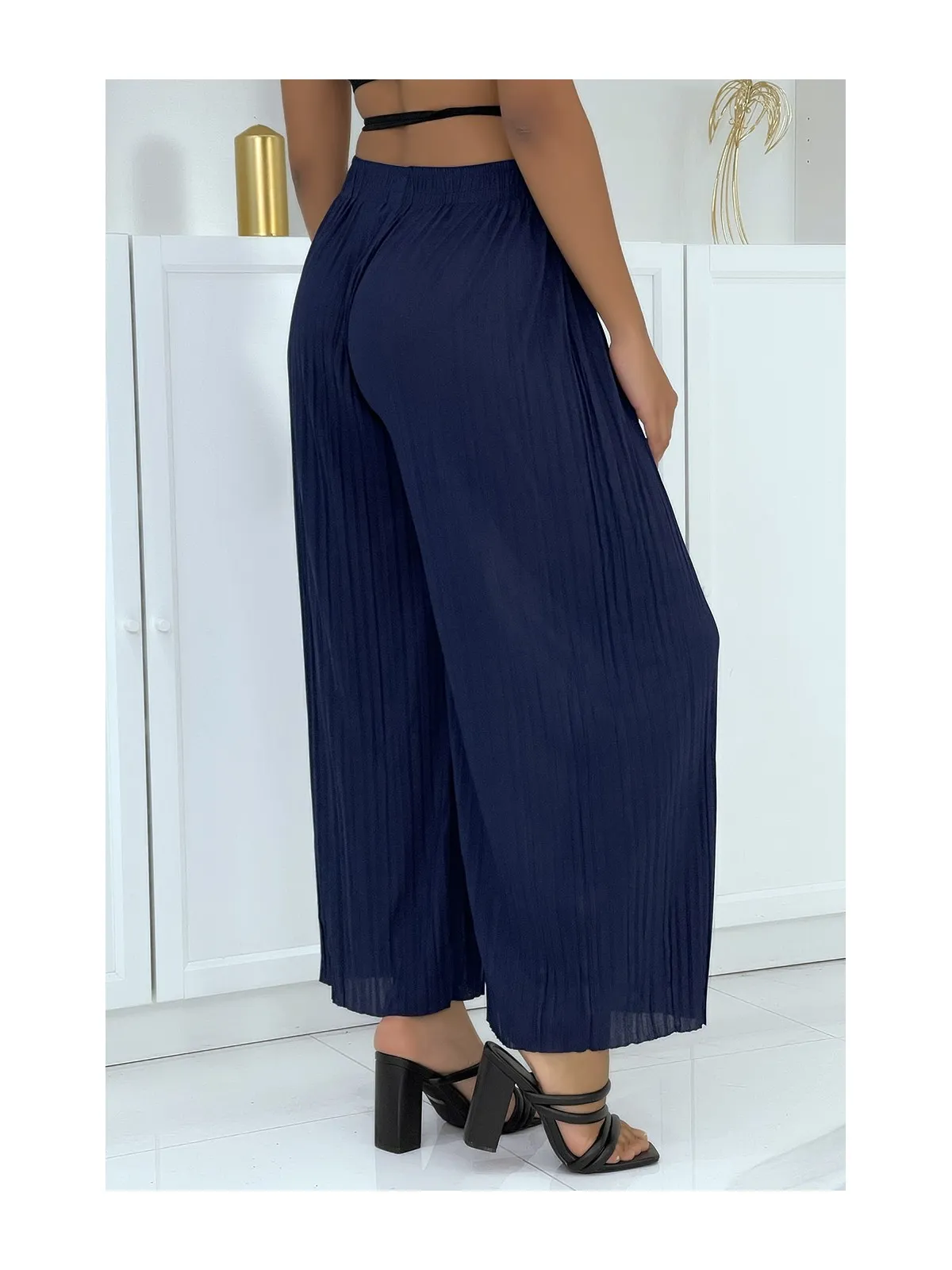 Pantalon palazzo plissé marine très tendance