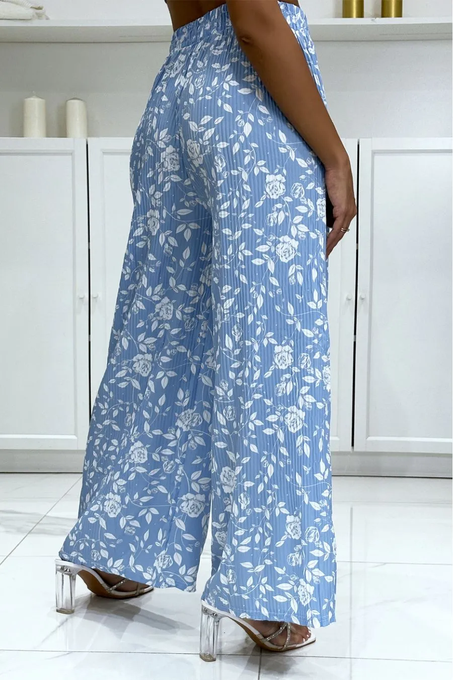 Pantalon palazzo plissé turquoise motif fleuris très tendance