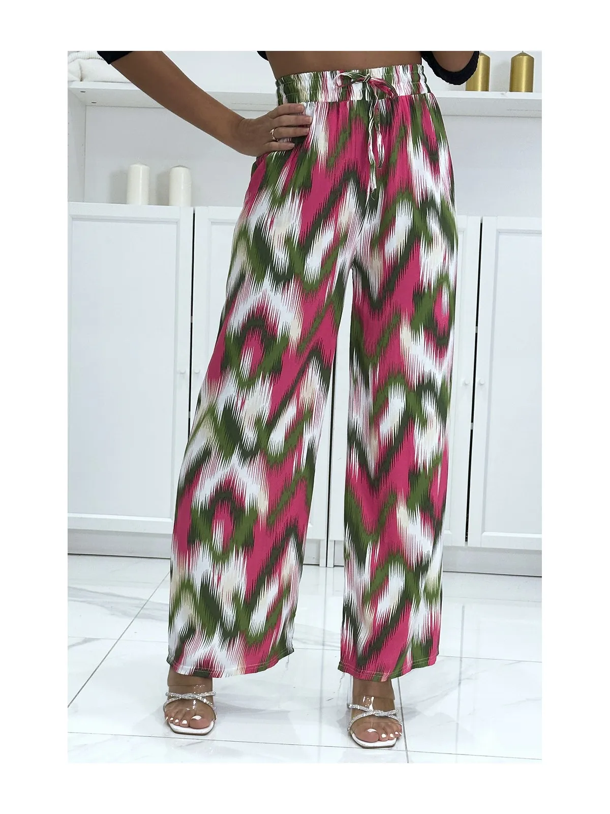 Pantalon palazzo vert et fuchsia avec jolie motif coloré