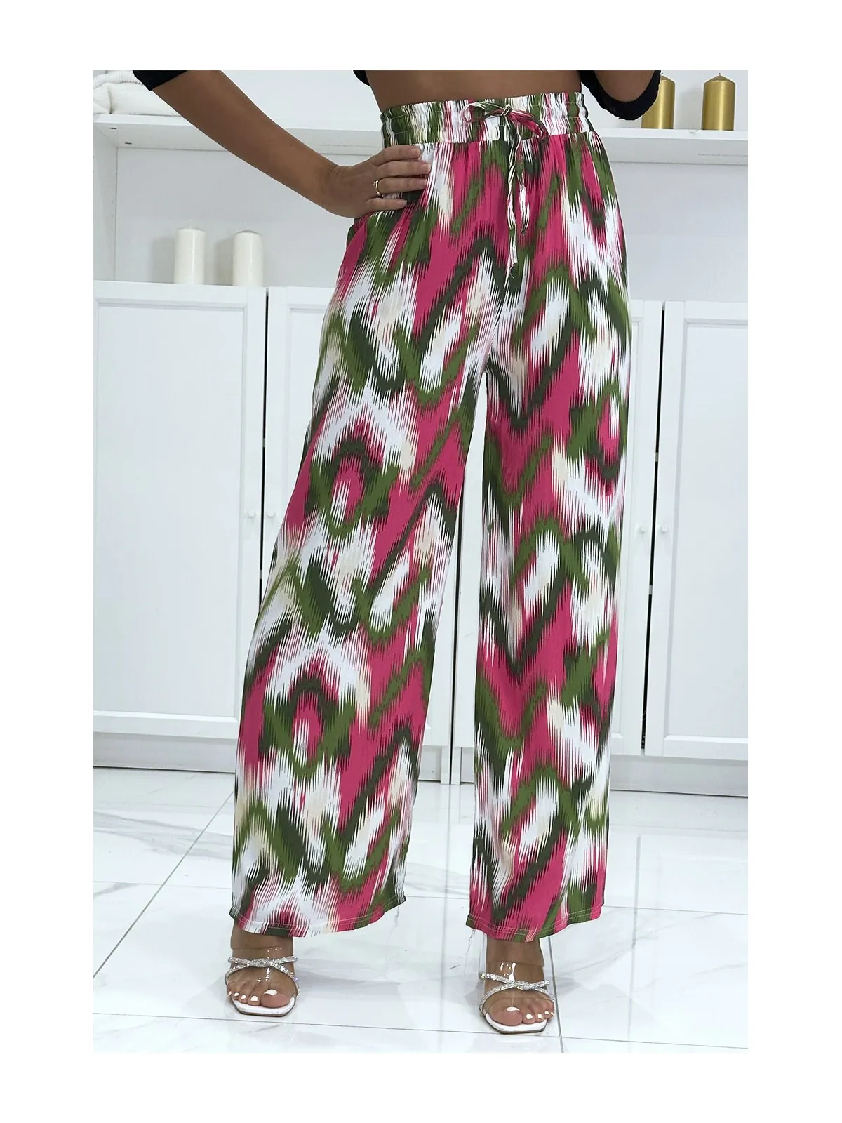 Pantalon palazzo vert et fuchsia avec jolie motif coloré